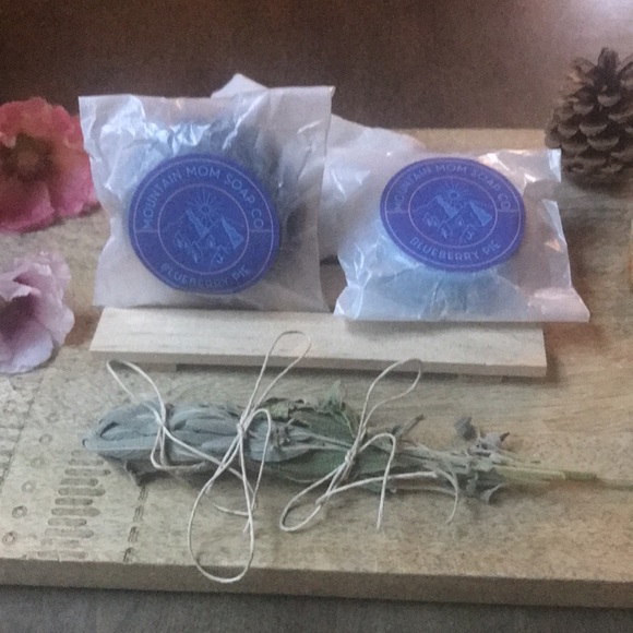 Set of 3•Glycerin Soap • Shampoo & Conditioner bar bundle / Mountain Mom Soap Co - Picture 5 of 8